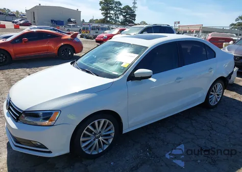 2015 Volkswagen Jetta 1.8T Se из США, поврежденный, VIN 3VWD07AJ6FM348664
